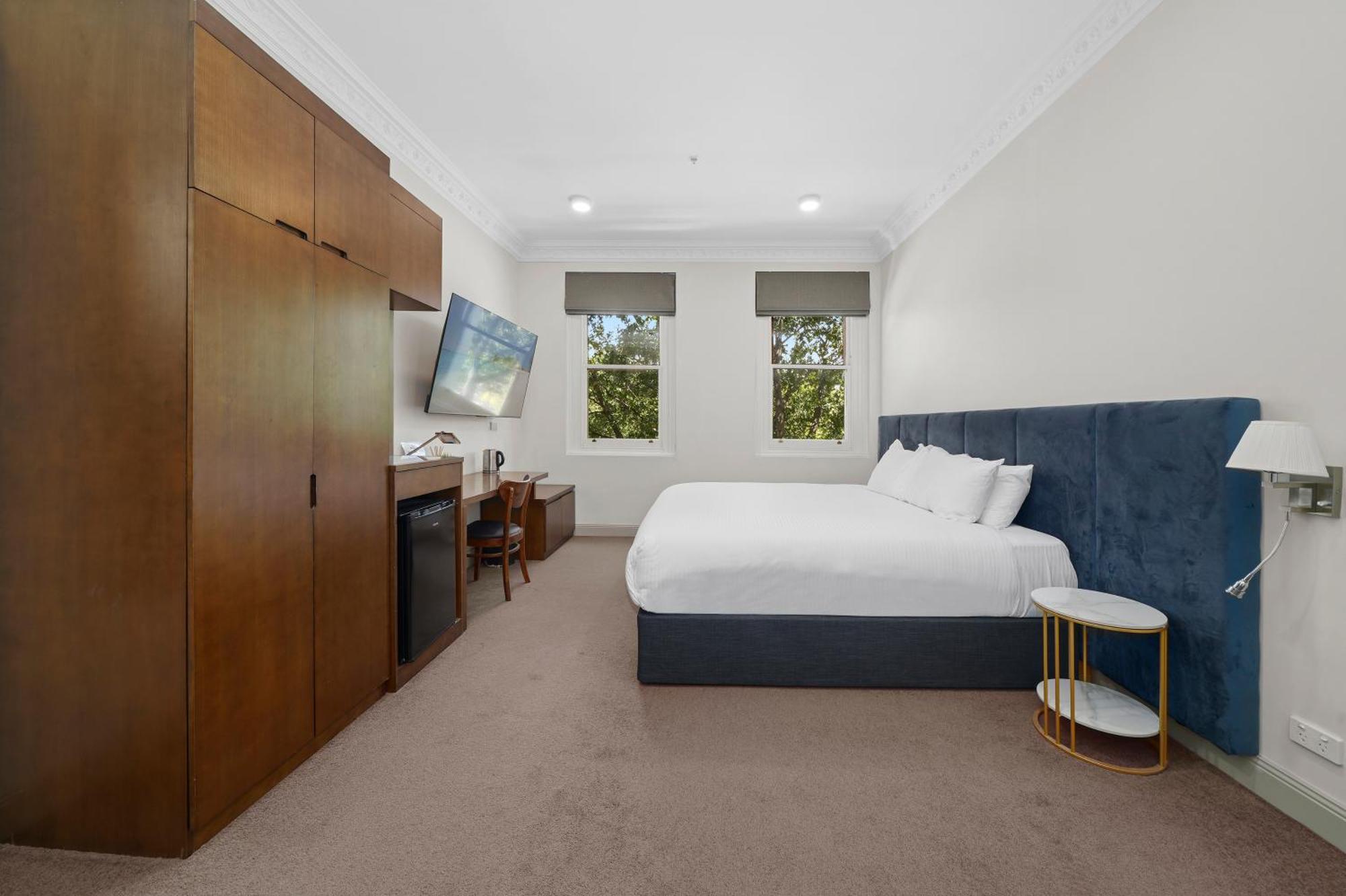 Clarendon Hotel Melbourne Exterior photo