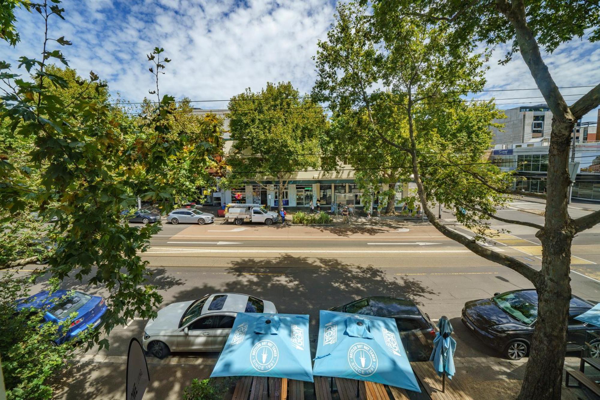 Clarendon Hotel Melbourne Exterior photo