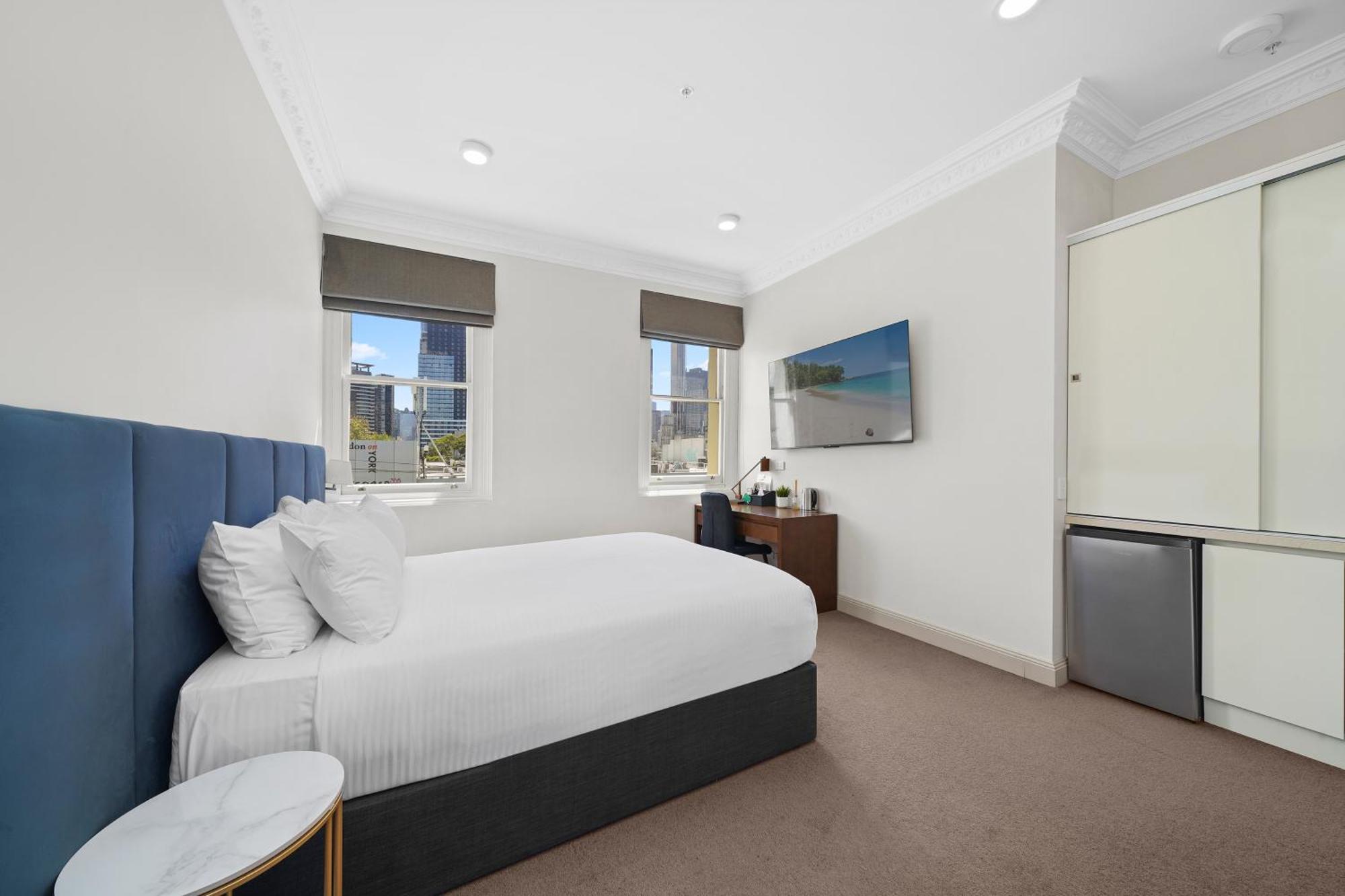 Clarendon Hotel Melbourne Exterior photo