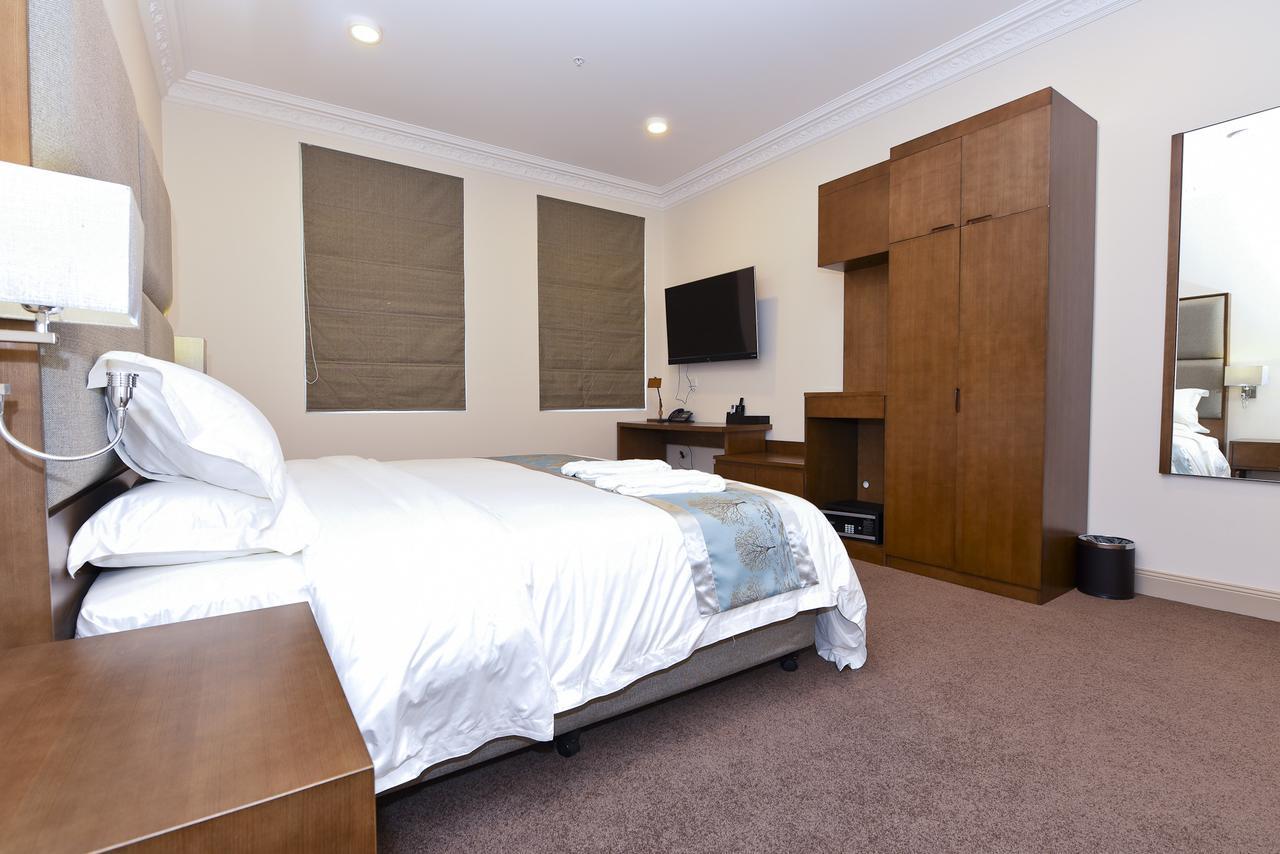 Clarendon Hotel Melbourne Exterior photo